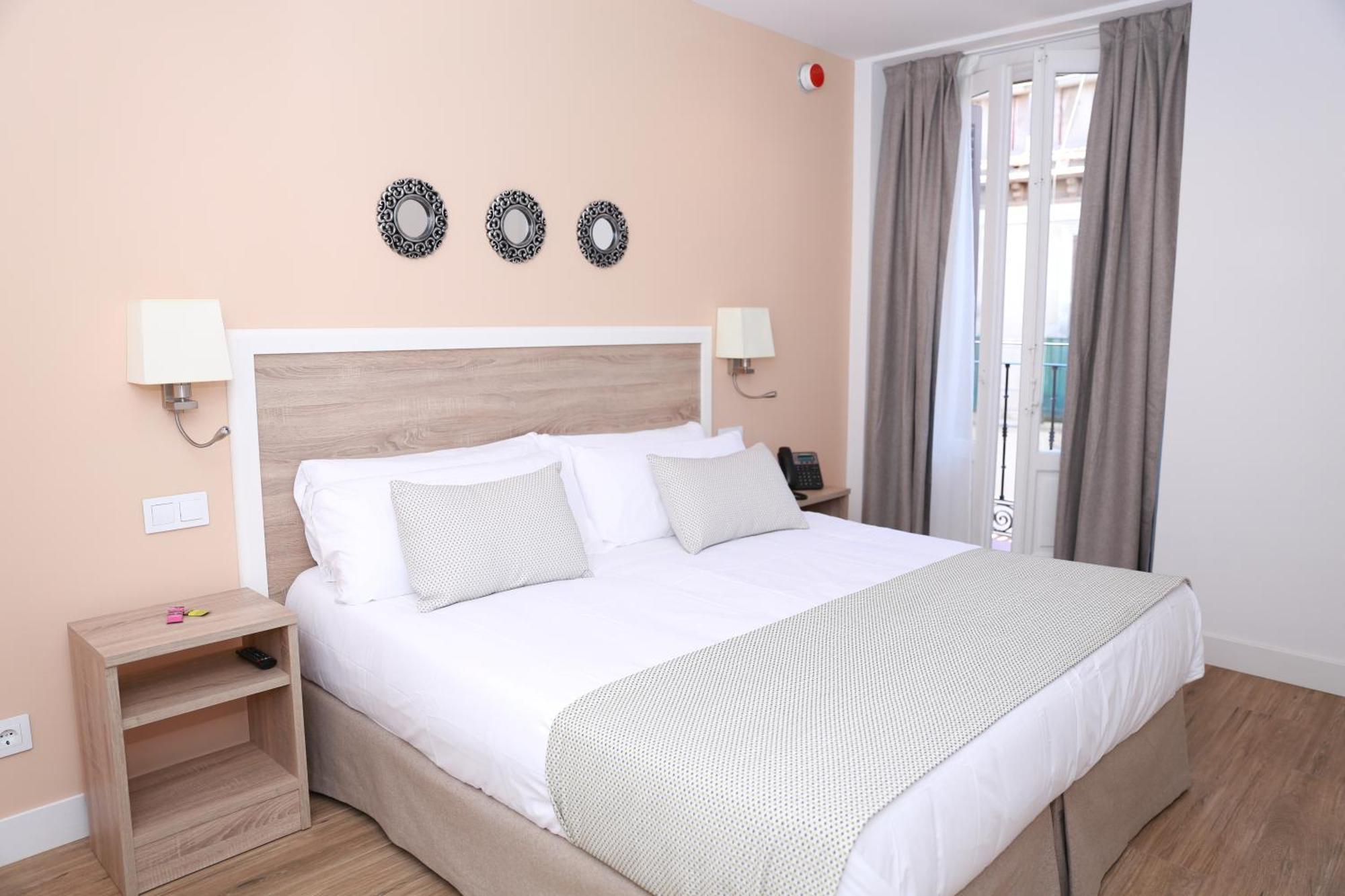 New Point Opera Aparthotel Μαδρίτη Εξωτερικό φωτογραφία